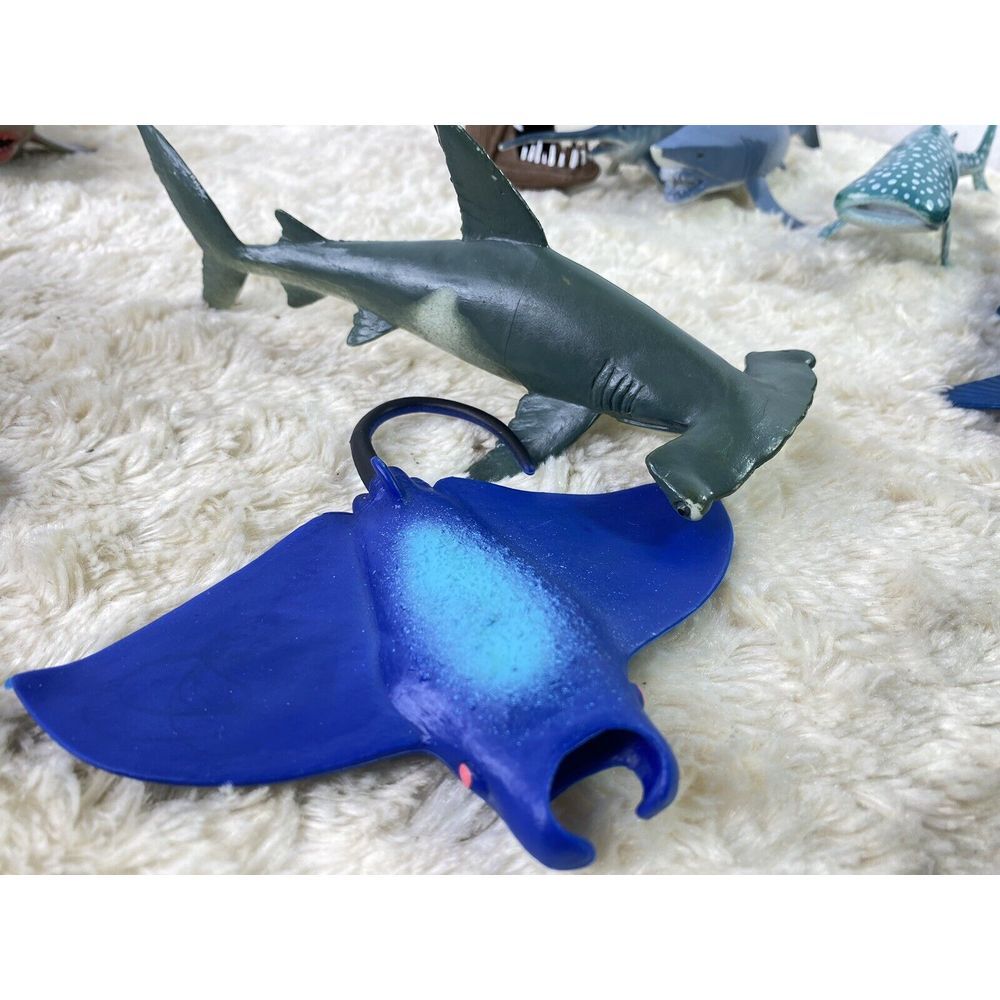 Ocean Animals HUGE Lot Water Pool Play Aquamarine Life Identified HG1 - Picture 9 of 16